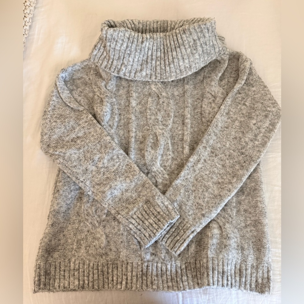 Marled Reunited Clothing Gray Cable Knit Turtleneck Sweater size S